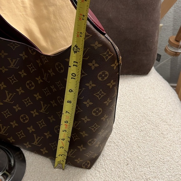 Authentic Louis Vuitton Flower Hobo monogram canvas bag - Picture 12 of 16